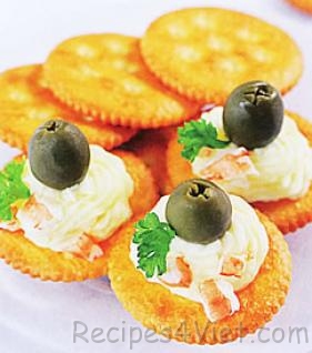 banh man khoai tay tom banh man khoai tay tom