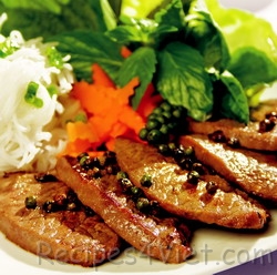 bo-nuong-tieu-xanh bo-nuong-tieu-xanh