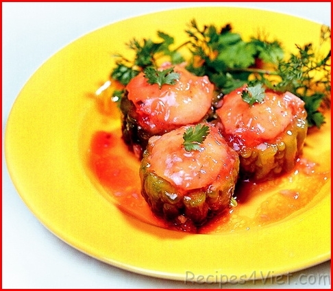 kho qua nhoi tom sot chua ngot kho qua nhoi tom sot chua ngot