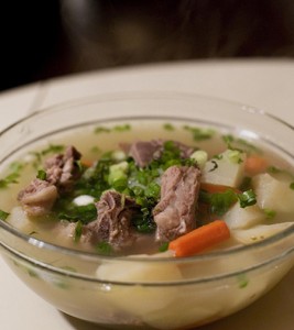 canh_suon_nau_su_hao