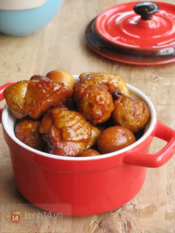 ga-kho-trung-cut-dam-da-dua-com