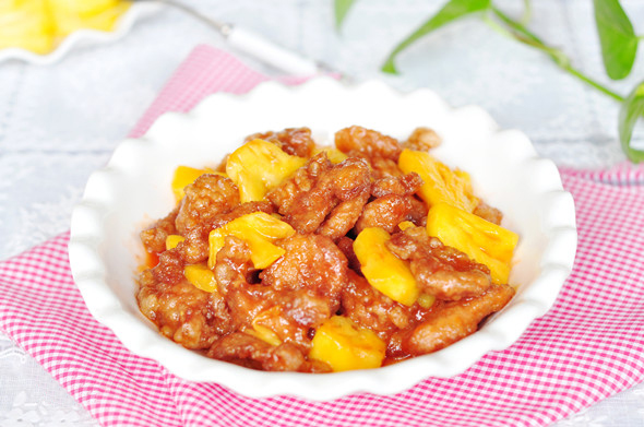 chua-ngot-de-an-mon-thit-heo-xao-dua