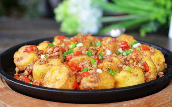 dau-trung-sot-thit-ca-chua