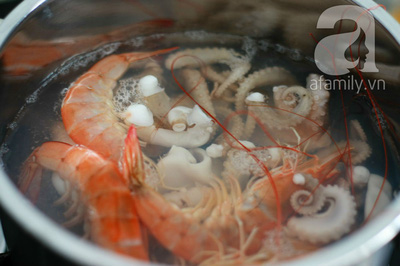 Món ngon cuối tuần: Miến trộn hải sản 7 Món ngon cuối tuần: Miến trộn hải sản 7