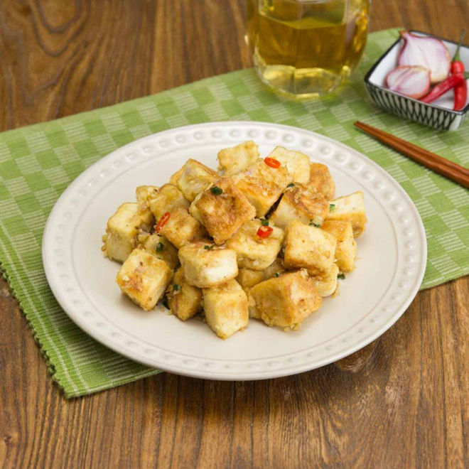 Món đậu phụ chiên xưa như trái đất sẽ ngon gấp tỉ lần chỉ với cách cực dễ này - Ảnh 6. Món đậu phụ chiên xưa như trái đất sẽ ngon gấp tỉ lần chỉ với cách cực dễ này - Ảnh 6.