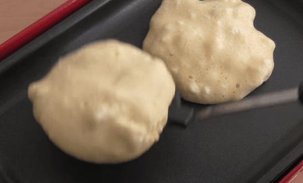 Thử ngay phiên bản tiramisu pancake sang chảnh nhưng rất dễ làm - Ảnh 7. Thử ngay phiên bản tiramisu pancake sang chảnh nhưng rất dễ làm - Ảnh 7.