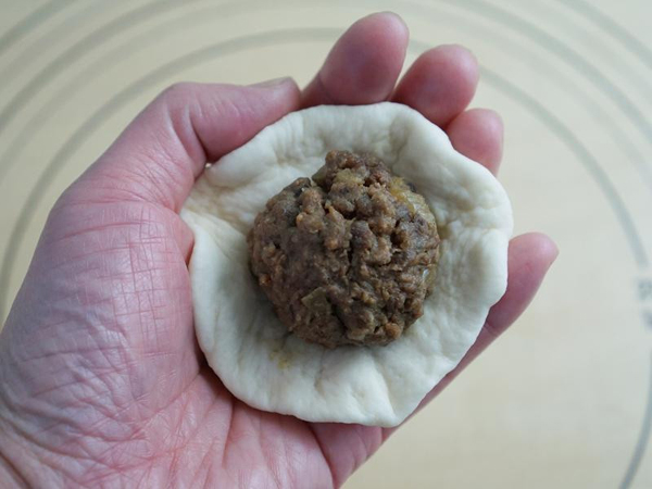 Hướng dẫn làm bánh rán nhân cà ri kiểu Nhật cực nhanh, ăn rất hấp dẫn - 10