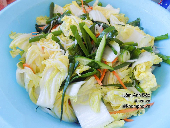 Làm kim chi cải thảo tại nhà theo cách này, đảm bảo hàng quán còn chịu thua - 5