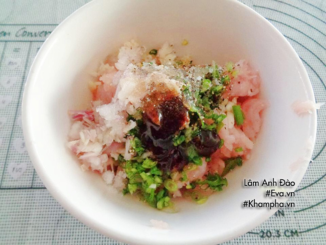 Mẹ làm đậu hũ nhồi thịt chiên giòn, nhìn thôi đã 'chảy nước miếng' - 2