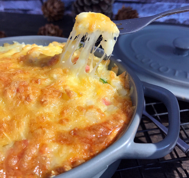 Cách làm cơm chiên phô mai ai ăn cũng phải khen ngon - Ảnh 6. Cách làm cơm chiên phô mai ai ăn cũng phải khen ngon - Ảnh 6.