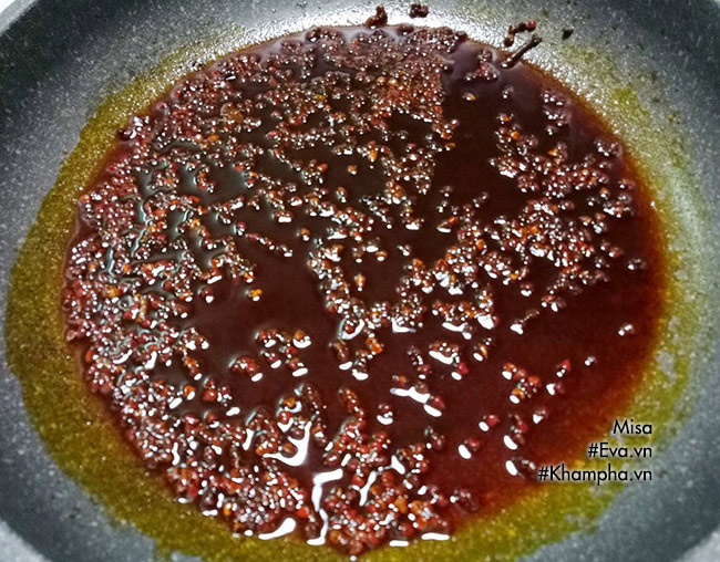 Tự làm mì Quảng hải sản thơm ngon kích thích vị giác - 7