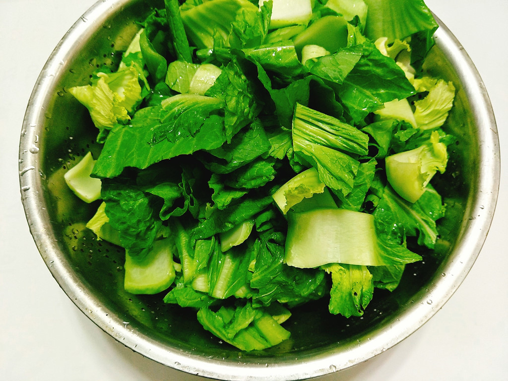 Dưa cải muối chua - món ngon quen thuộc trong bữa ăn người Việt hình ảnh 4 Dua cai muoi chua - mon ngon quen thuoc trong bua an nguoi Viet hinh anh 4