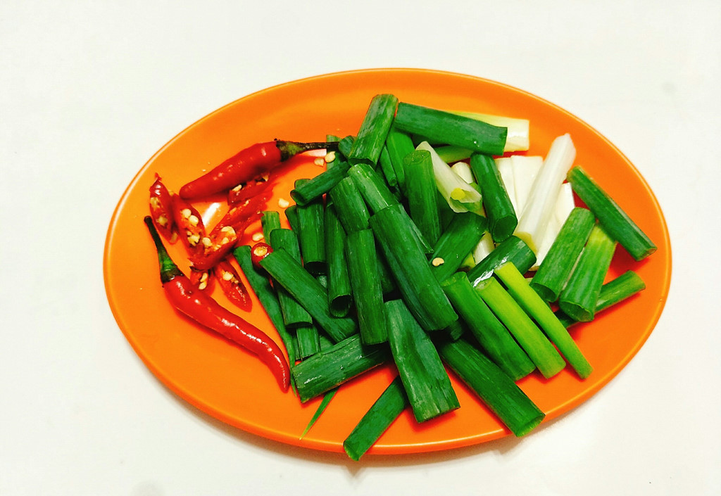 Dưa cải muối chua - món ngon quen thuộc trong bữa ăn người Việt hình ảnh 5 Dua cai muoi chua - mon ngon quen thuoc trong bua an nguoi Viet hinh anh 5