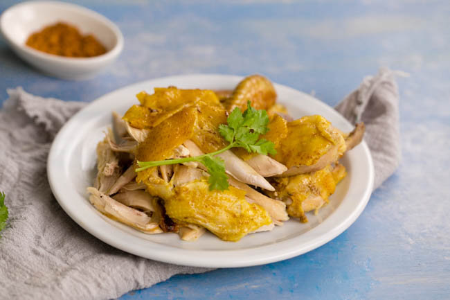 Gà nướng muối nóng hổi, thơm phức cho cuối tuần - 6