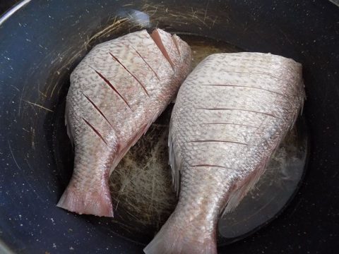 cá om dưa cải chua 3