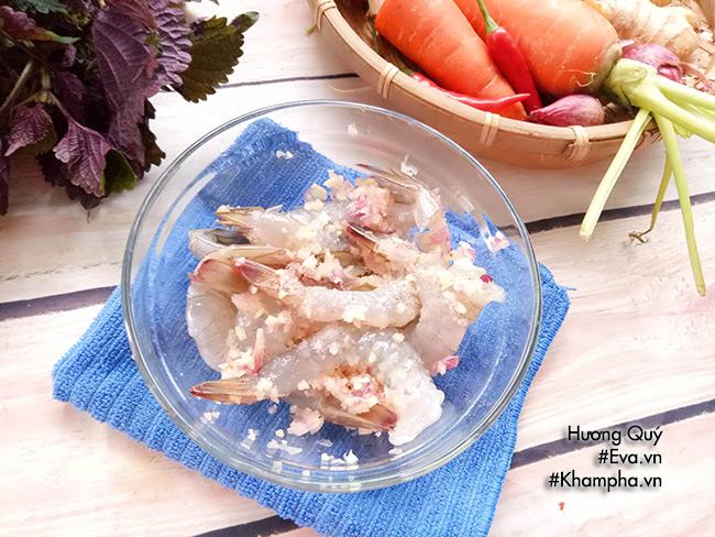 Tôm cuộn khoai lang chiên ngòn thơm nóng bỏng lưỡi - 2