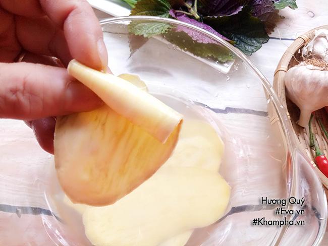 Tôm cuộn khoai lang chiên ngòn thơm nóng bỏng lưỡi - 4